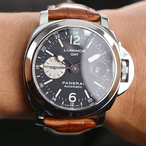 luminor panerai gmt 44mm|panerai luminor chronograph price.